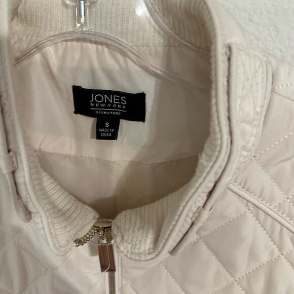 Jones New York Off-White Quilted Vest sz S - Picture 2 of 6